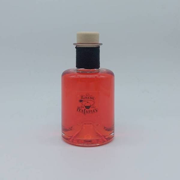 AROMAS-Y-HOGAR-MIKADO-200ML-FRUTOS-ROJOS-01