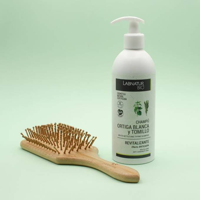 COSMETICA-CUIDADO-CAPILAR-CHAMPU-ORTIGA-BLANCA-Y-YTOMILLO-BIO-04