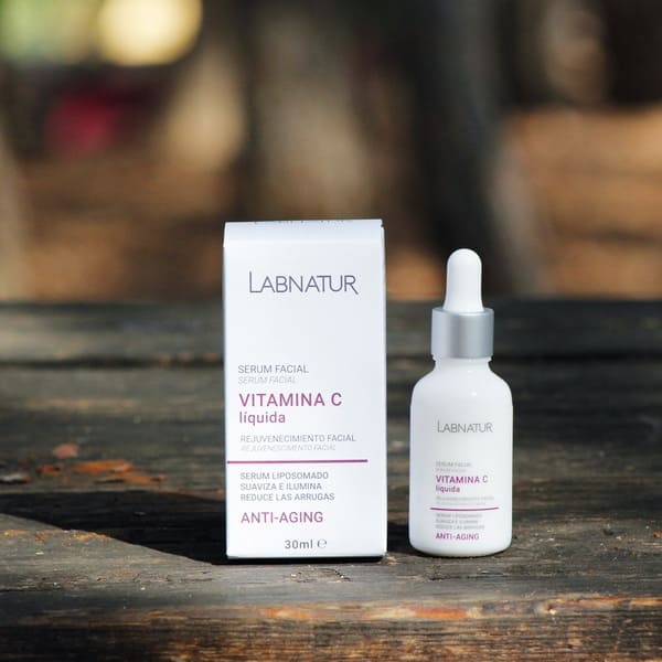 COSMETICA-CUIDADO-FACIAL-SERUM-VITAMINAC-03