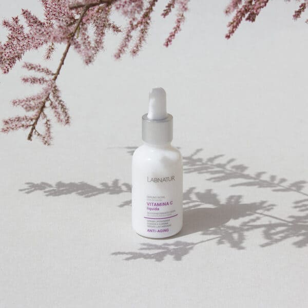 COSMETICA-CUIDADO-FACIAL-SERUM-VITAMINAC-04